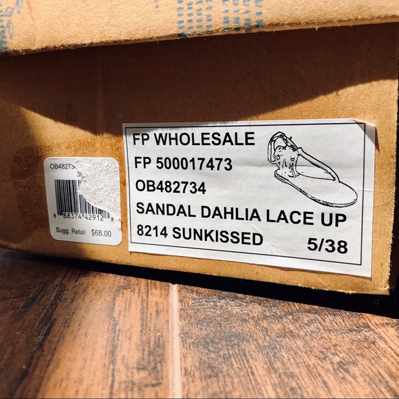 NIB Free people Dahlia lace-up sandals - Picture 8 of 8